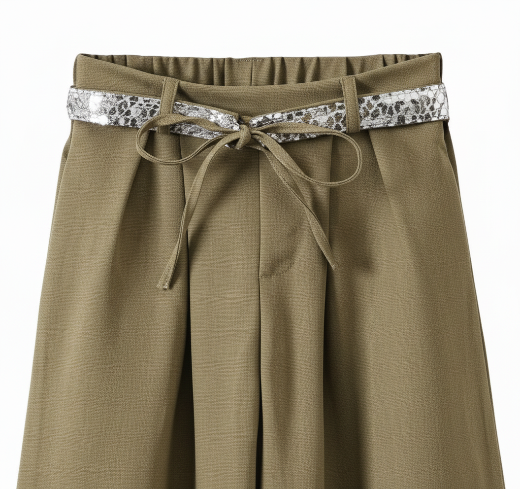 Pantalon avec ceinture en strass
