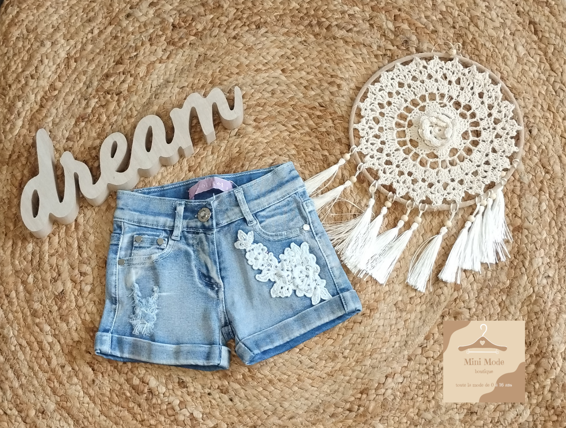 Short en jean bleu délavé pour enfant - Mini Mode
