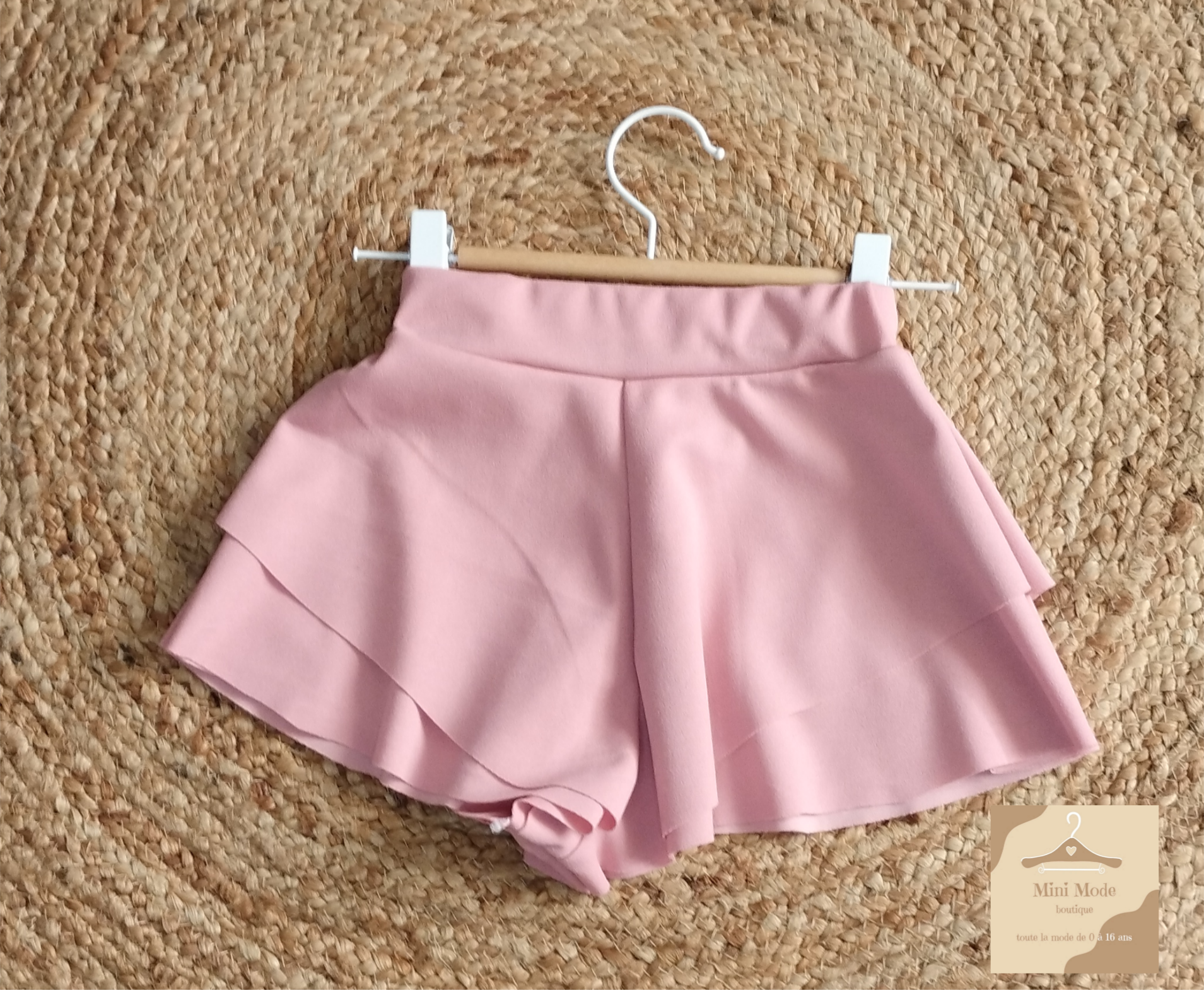 Jupe short style décontracté pour enfant

