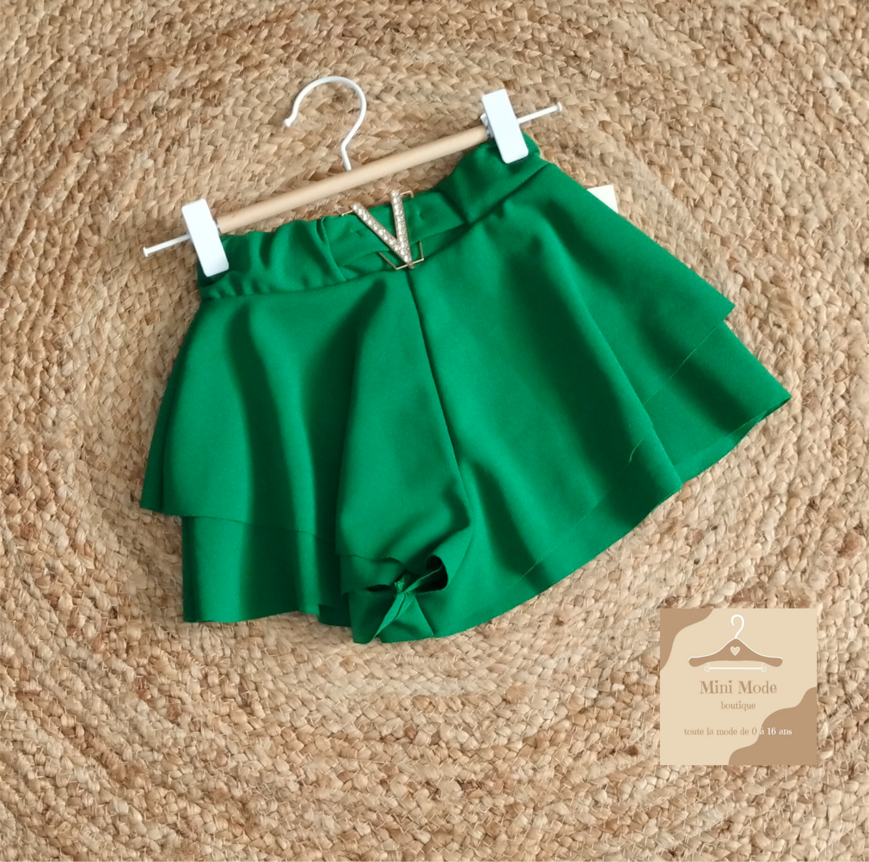 Jupe short tendance pour jouer et bouger facilement
